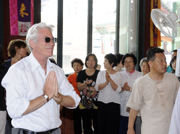 Phật tử Richard Gere rất vui mừng với thời gian tại Hàn Quốc