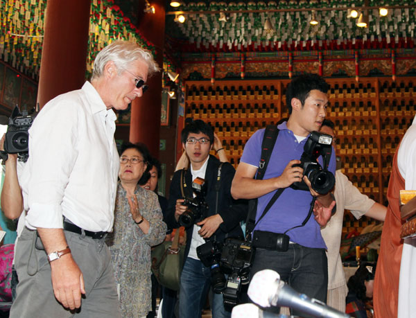 Phật tử Richard Gere rất vui mừng với thời gian tại Hàn Quốc