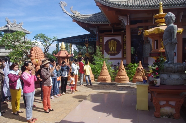 Hình Ảnh Lễ Vu Lan Tại Chùa Bửu Minh