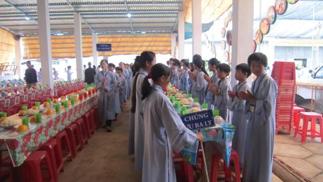 Chùm ảnh: Ngày tu thứ ba trên vùng Cao nguyên