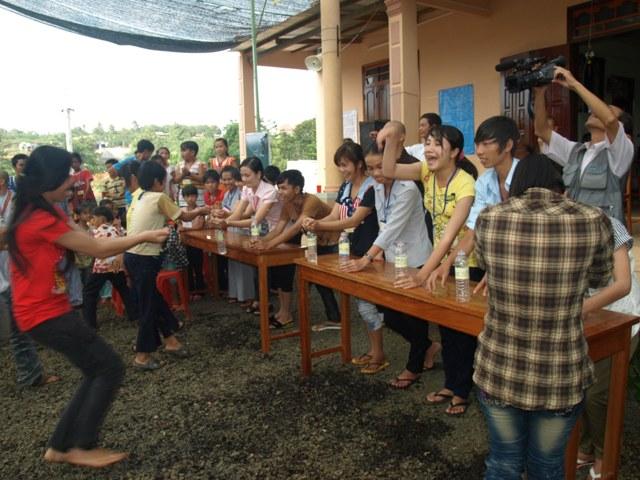 Chùm ảnh: Ngày tu thứ ba trên vùng Cao nguyên