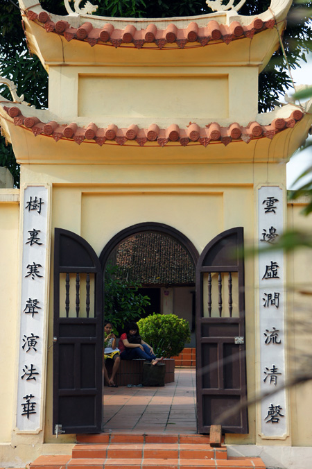 Chứng tích văn hóa Thăng Long ở chùa Thánh