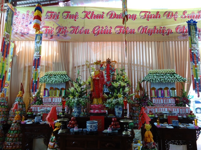 Thành phố Vũng Tàu: Chùa Vạn Phước đại lễ Vu Lan-Dâng y cúng dường