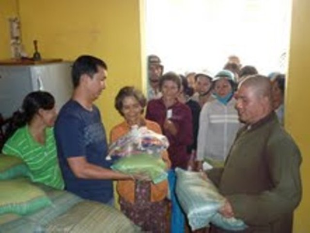 Mẹ và quê hương