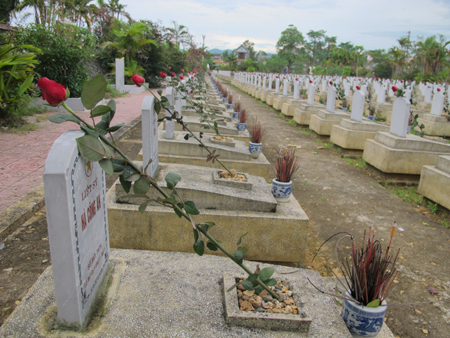 Nghệ An: Đại lễ cầu siêu cho các anh hùng liệt sỹ tại nghĩa trang Việt - Lào