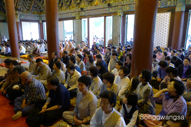 Hình ảnh lễ Tắm Phật, Tòng Quảng Tự Cổ Tự, Hàn Quốc