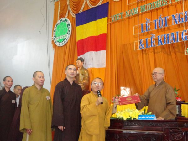 Học viện PGVN diễn tập lễ cấp phát văn bằng cử nhân Phật học khóa VII