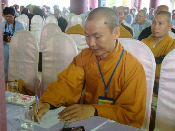 Hội thảo hướng dẫn Phật tử toàn quốc với những giờ sôi nổi trình bày tham luận và phát biểu góp ý