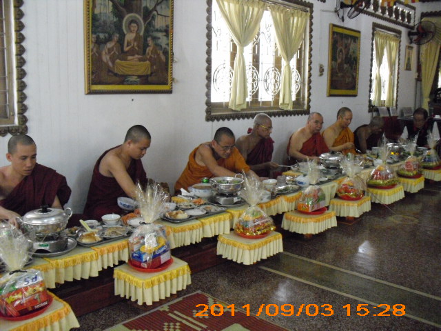 Chùa Phổ Minh tiếp đón HT Tăng thống Bangladesh và HT Hiệu trưởng trường Đại Học Mahachulalongkornrajavijjalaya Thái Lan