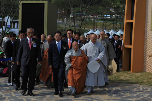 Pháp sự Tổ đình Hải Ấn 1000 năm Cao Ly Đại Tạng Kinh mộc bản