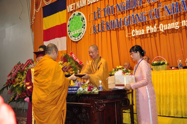TP. HCM: Lễ tốt nghiệp cử nhân Phật học khóa VII và khai giảng khóa IX, Học viện PGVN tại TP. HCM