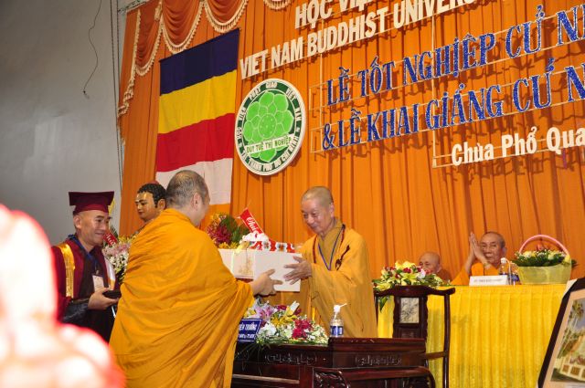 TP. HCM: Lễ tốt nghiệp cử nhân Phật học khóa VII và khai giảng khóa IX, Học viện PGVN tại TP. HCM