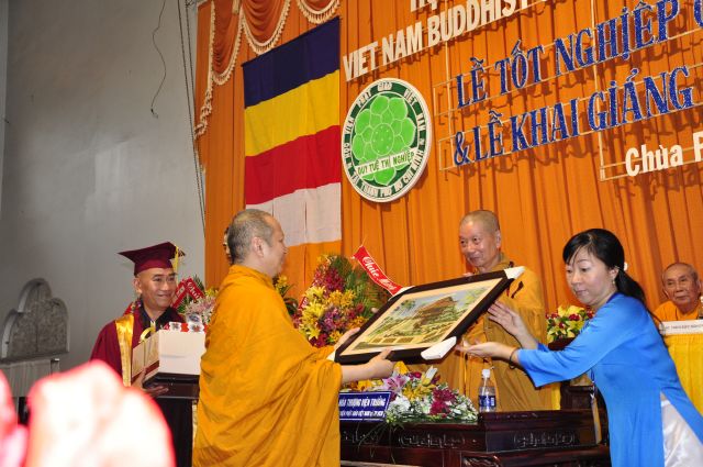TP. HCM: Lễ tốt nghiệp cử nhân Phật học khóa VII và khai giảng khóa IX, Học viện PGVN tại TP. HCM