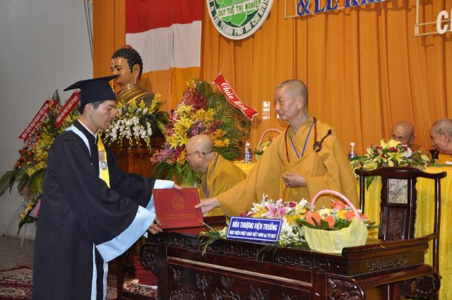 TP. HCM: Lễ tốt nghiệp cử nhân Phật học khóa VII và khai giảng khóa IX, Học viện PGVN tại TP. HCM