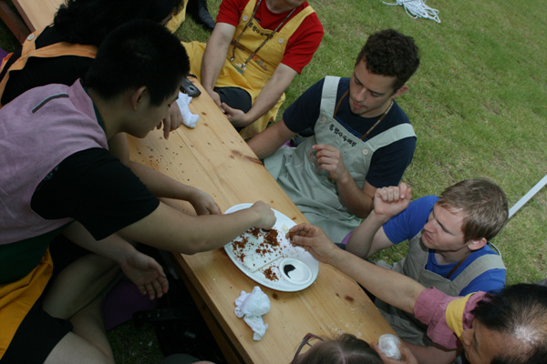 Chùa Hoằng Pháp, Hàn Quốc & tổ chức sự kiện văn hóa cho khách ngoại quốc