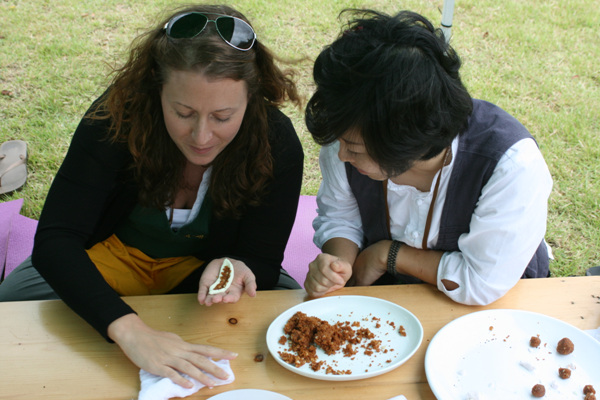 Chùa Hoằng Pháp, Hàn Quốc & tổ chức sự kiện văn hóa cho khách ngoại quốc