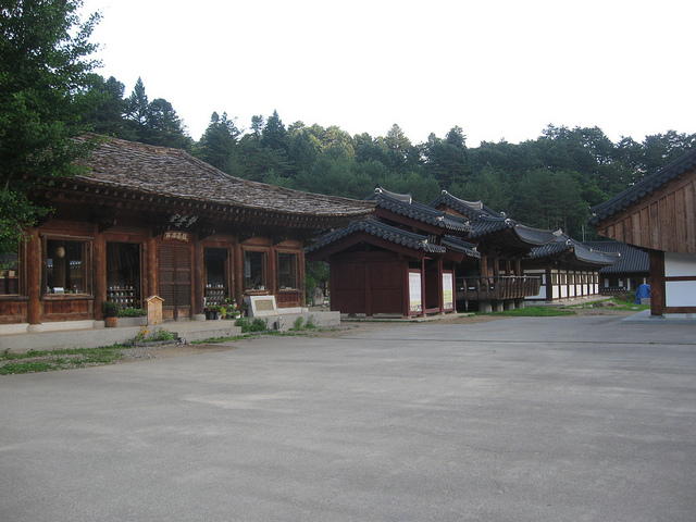 Bách Đàm Cổ Tự