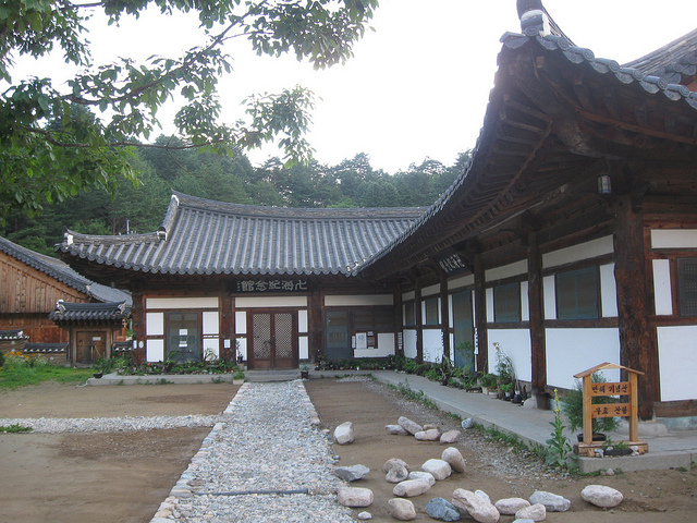 Bách Đàm Cổ Tự