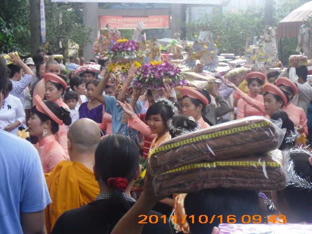 Đại lễ dâng Y Kathina tại Tổ Đình Bửu Quang - Quận Thủ Đức. TP. HCM