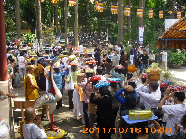 Đại lễ dâng Y Kathina tại Tổ Đình Bửu Quang - Quận Thủ Đức. TP. HCM