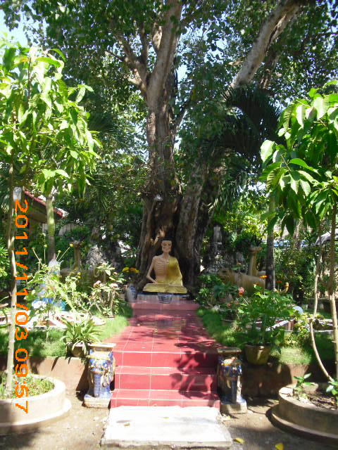 Chùa Pháp Bảo (DHAMMARATANĀRĀMA)