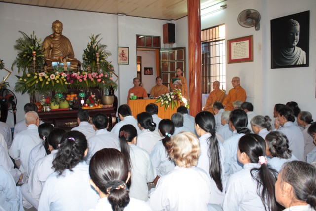 Thiền tự Trúc Lâm Viên Giác tổ chức  lễ tưởng niệm ngày sinh Phật hoàng Trần Nhân Tông