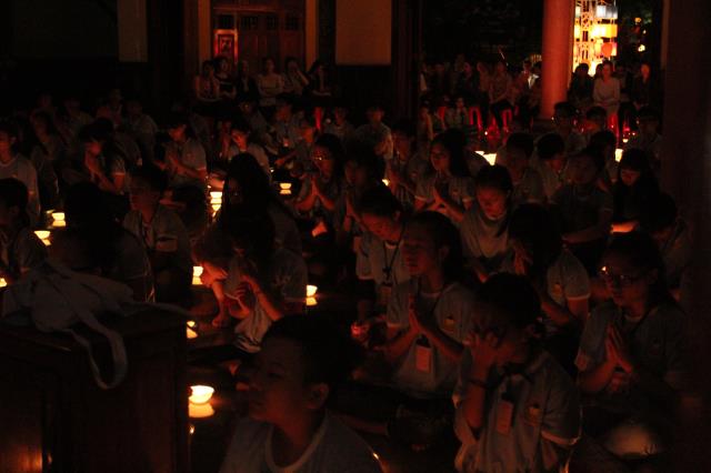 Đắc Lắc: Lễ rửa chân tri ân bố mẹ