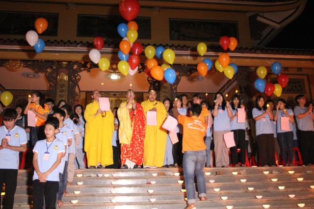 Đắc Lắc: Lễ rửa chân tri ân bố mẹ
