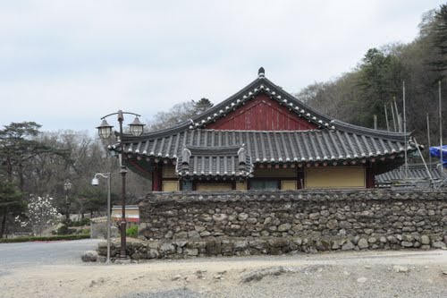 Hàm Nguyệt Sơn Kỳ Lâm Cổ Tự, Hàn Quốc