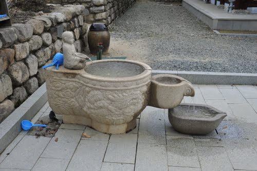 Hàm Nguyệt Sơn Kỳ Lâm Cổ Tự, Hàn Quốc