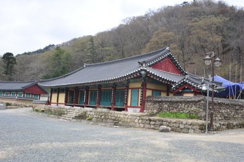 Hàm Nguyệt Sơn Kỳ Lâm Cổ Tự, Hàn Quốc