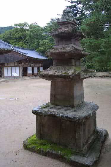 Hàm Nguyệt Sơn Kỳ Lâm Cổ Tự, Hàn Quốc