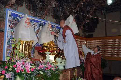 Hàm Nguyệt Sơn Kỳ Lâm Cổ Tự, Hàn Quốc