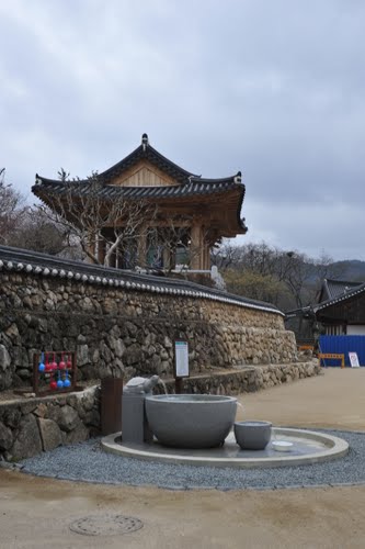 Hàm Nguyệt Sơn Kỳ Lâm Cổ Tự, Hàn Quốc