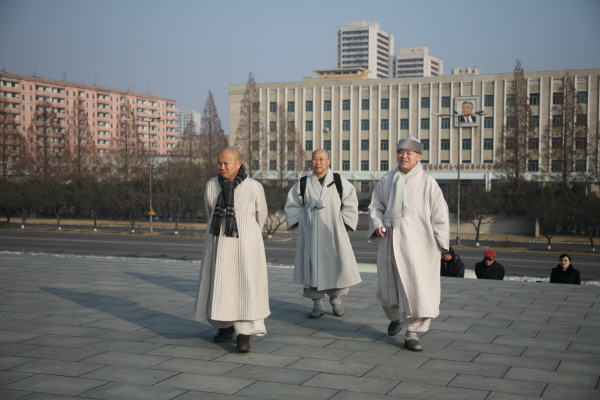 Thiền Phái Tào Khê đến Bình Nhưỡng để trao đổi việc hòa giải dân tộc