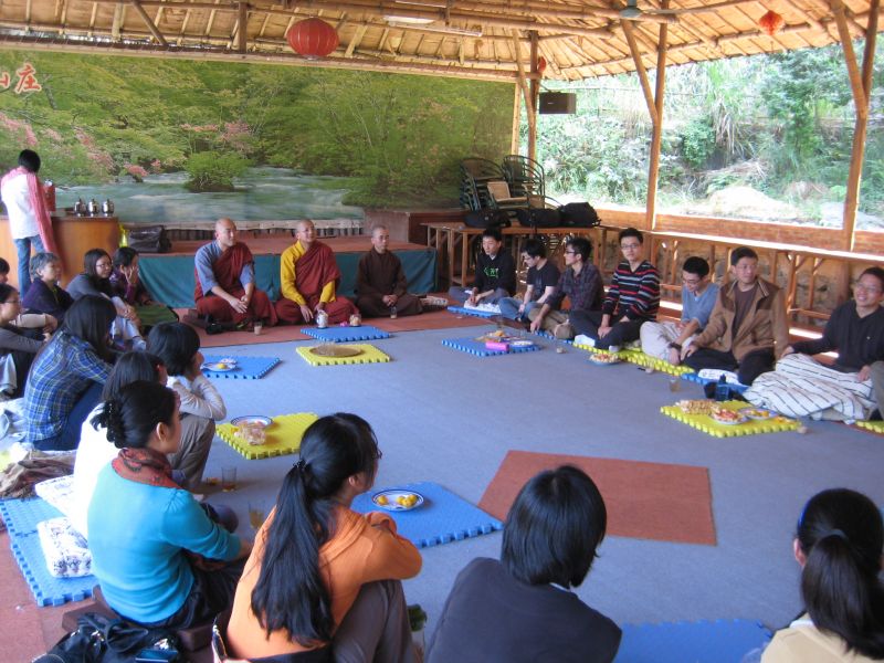 Khóa Thiền ba ngày dành cho sinh viên, nghiên cứu sinh Đại học Trung Sơn