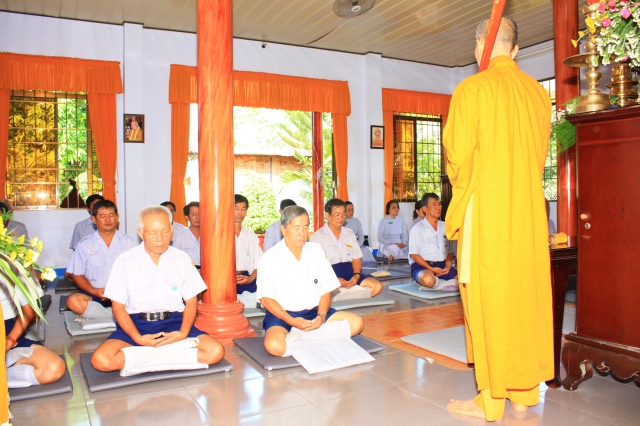Thiền tự Trúc Lâm Viên Giác TP. Nha Trang tổ chức khóa tu “Một ngày thiền tập”