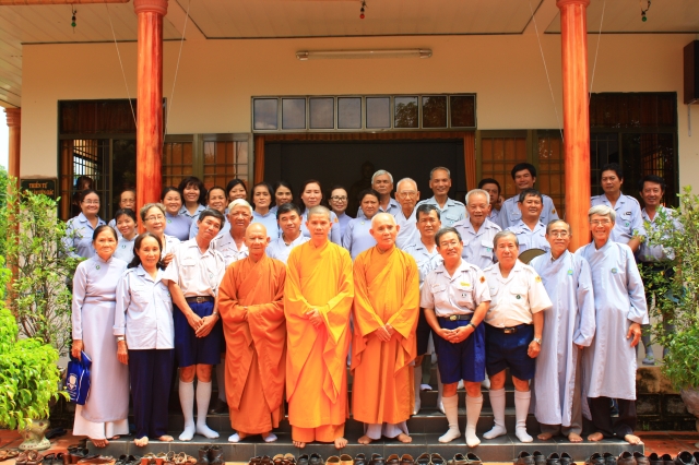 Thiền tự Trúc Lâm Viên Giác TP. Nha Trang tổ chức khóa tu “Một ngày thiền tập”