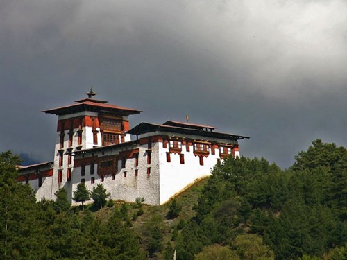 Lạc vào thiên đường kiến trúc Dzong huyền bí ở Bhutan