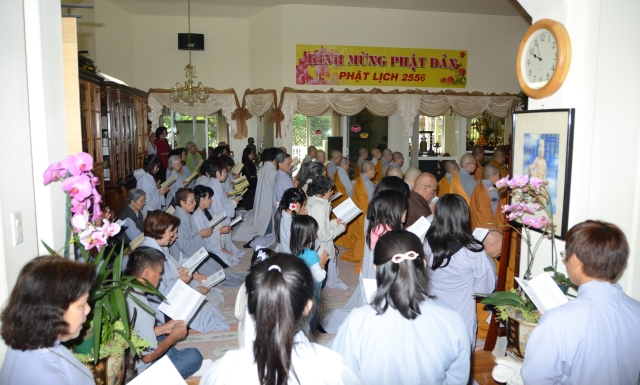 Lễ Phật đản ở các chùa miền Bắc California - Hoa Kỳ