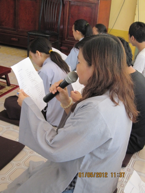 Bình Dương: Thiên Quang Ni Tự - Phát Học Bổng Cho Học Sinh -  Sinh Viên