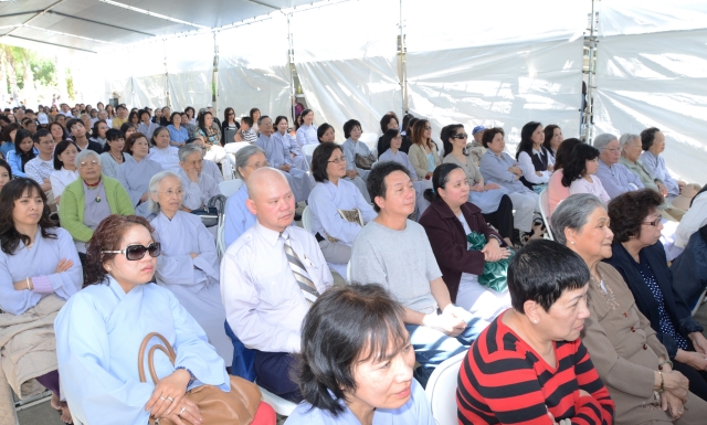 Lễ Phật đản ở các chùa miền Bắc California - Hoa Kỳ