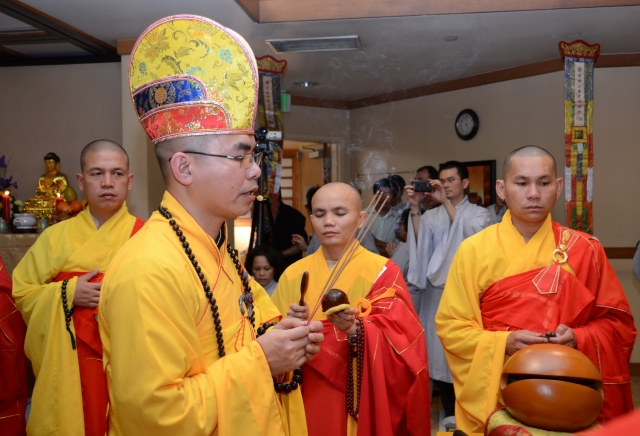 Chùa Thiên Trúc (Hoa Kỳ) tổ chức Đại lễ Chẩn tế tại nghĩa trang San Jose