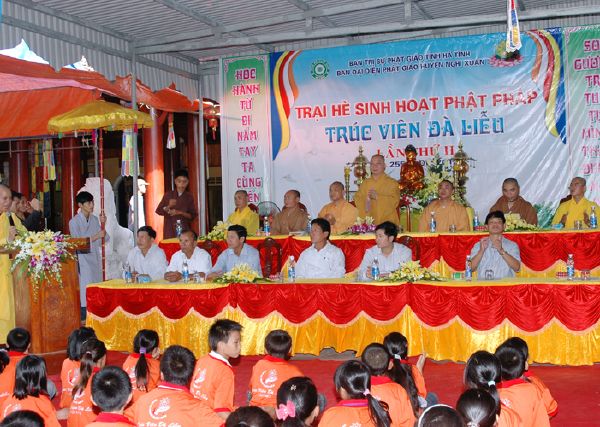 Hà Tỉnh: Chính thức khai mạc khóa tu mùa hè tại chùa Trúc Lâm Đà Liễu