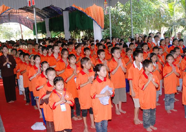 Hà Tỉnh: Chính thức khai mạc khóa tu mùa hè tại chùa Trúc Lâm Đà Liễu