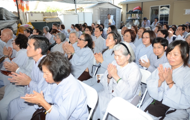 Lễ Phật đản ở các chùa miền Bắc California - Hoa Kỳ