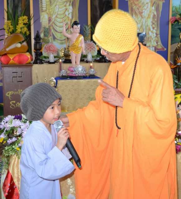 Lễ Phật đản ở các chùa miền Bắc California - Hoa Kỳ