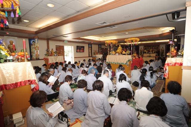 Chùa Thiên Trúc (Hoa Kỳ) tổ chức Đại lễ Chẩn tế tại nghĩa trang San Jose