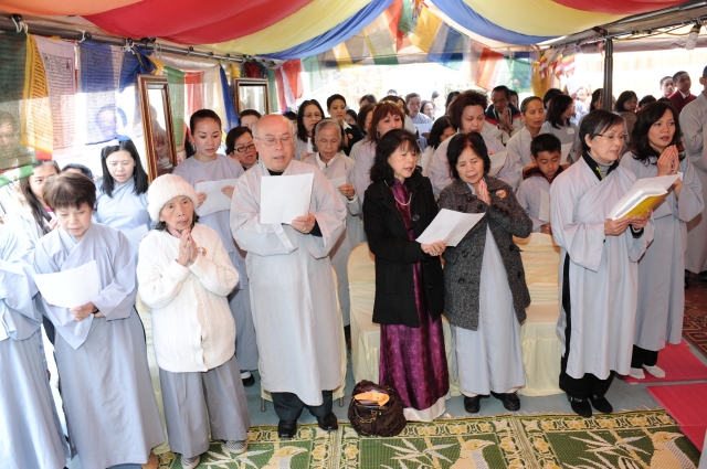 Lễ Phật đản ở các chùa miền Bắc California - Hoa Kỳ