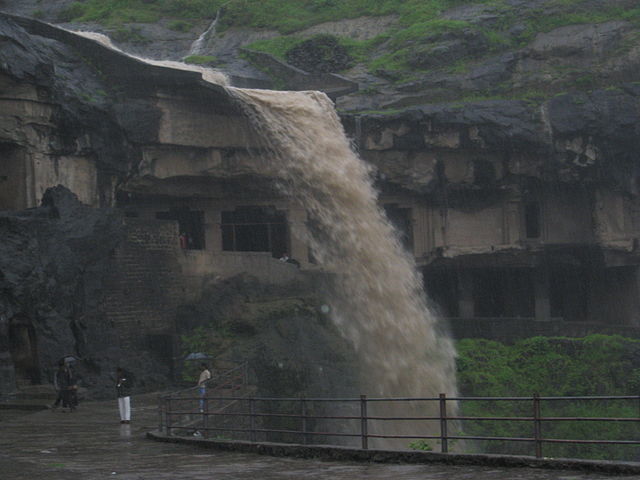 Khám phá quần thể hang động Ellora - Ấn Độ